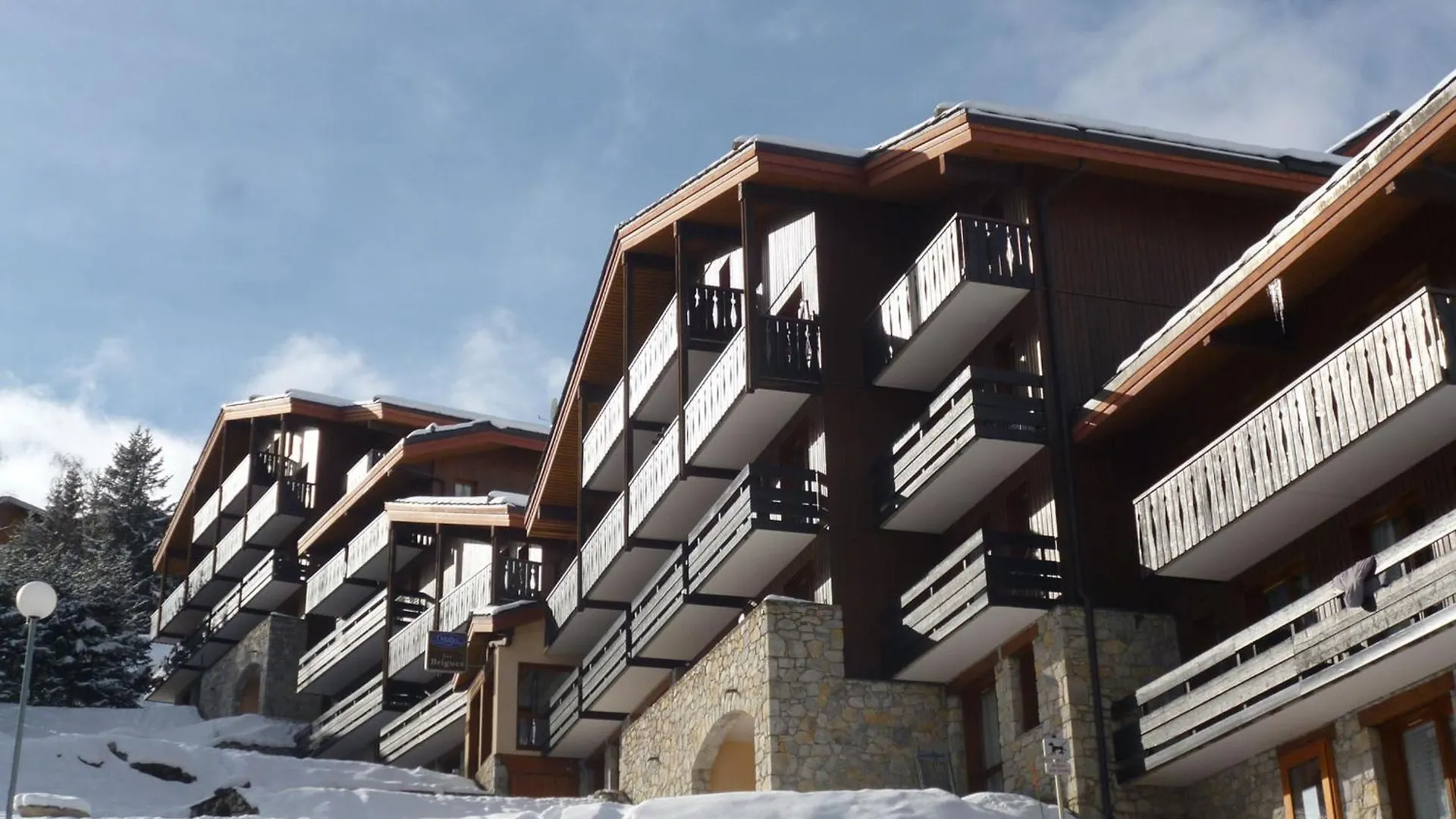 Appartement Renove Pres Des Pistes Avec Terrasse, Ski, Parking Et Cuisine Equipee - Fr-1-514-48 Courchevel France